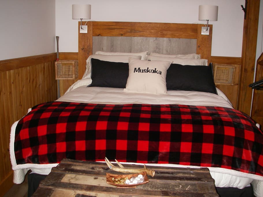 Queen size bed