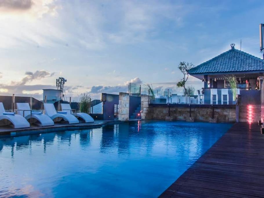 Roof Top Pool