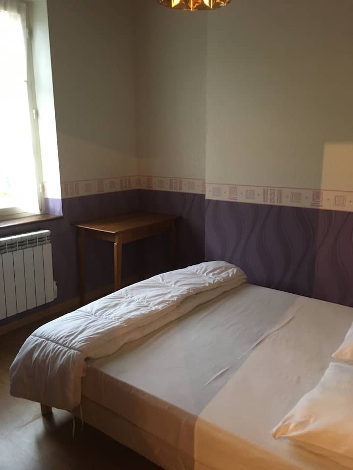 غرفة النوم 1