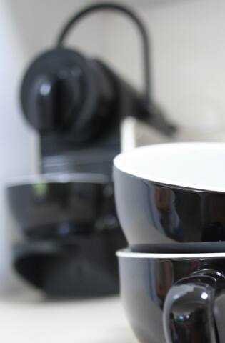 Beautiful central Lorne home. gallery image 3