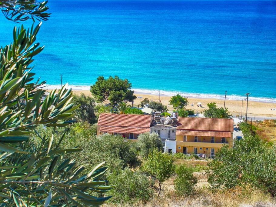 Download Ein schlafzimmer langen strand ca Desktop Wallpaper Free