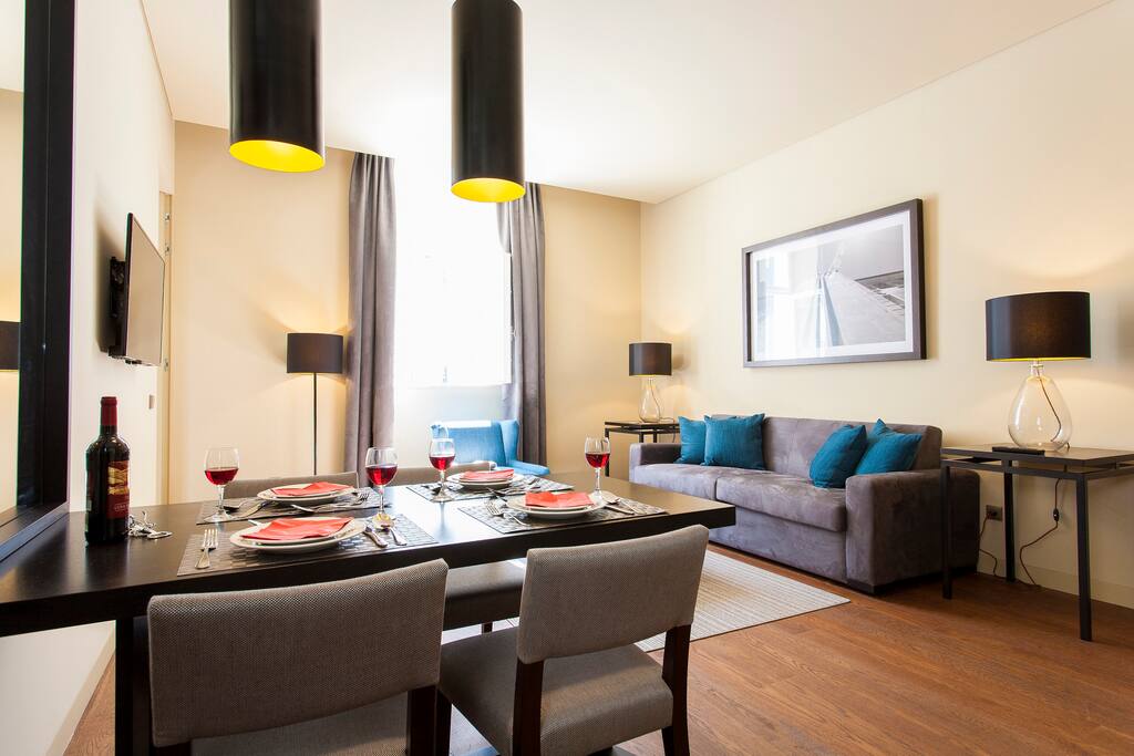 8 Building 124 - living room