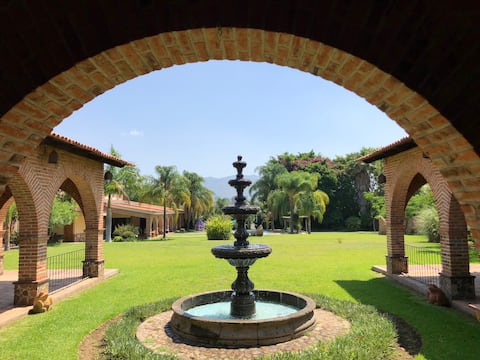 BEAUTIFUL HACIENDA HOUSE AND UNIQUE TERRACE IN THE AREA
