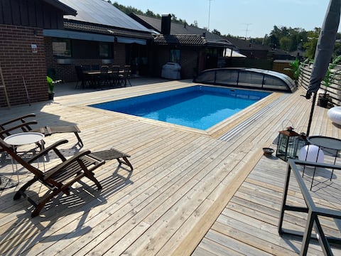 Nice chain house  with pool