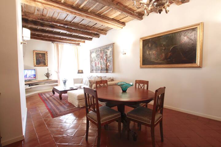 Palazzo Costaguti luxury and terrace, up to 8 gallery image 4