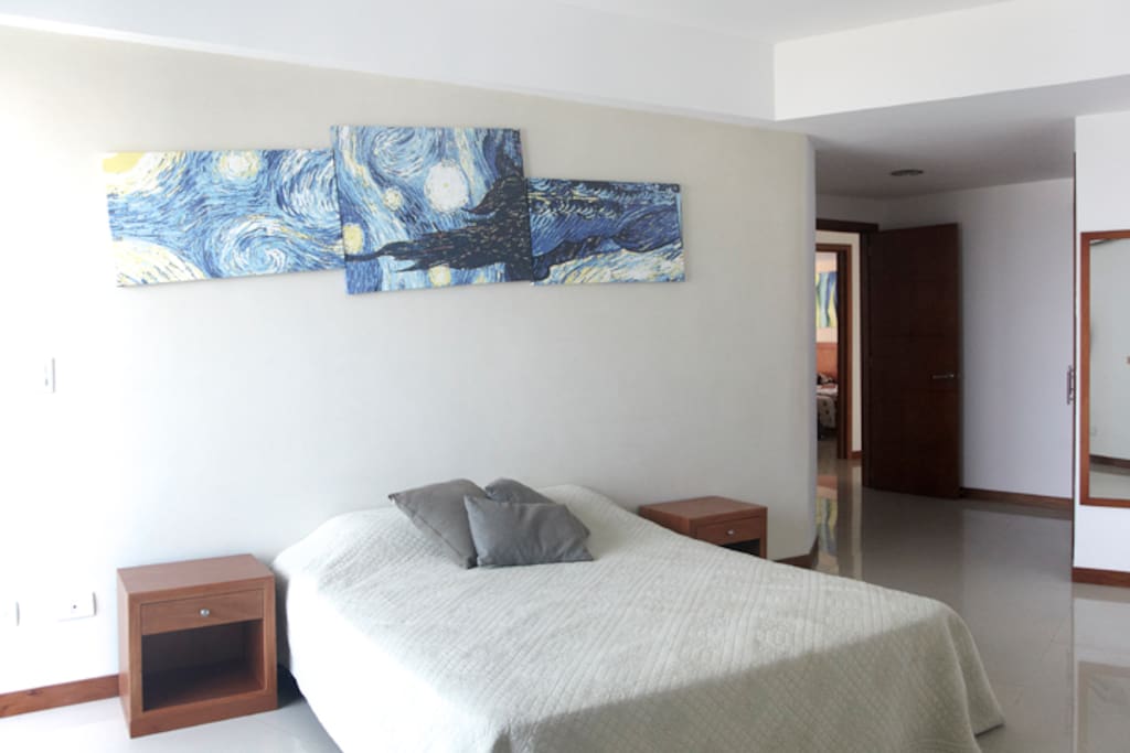 Bedroom #2 - Queen bed with ensuite bathroom