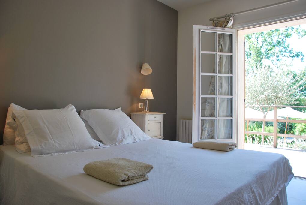 1ere chambre parentale /1st parental bedroom