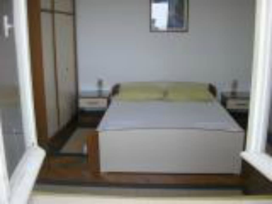 Comfy bed