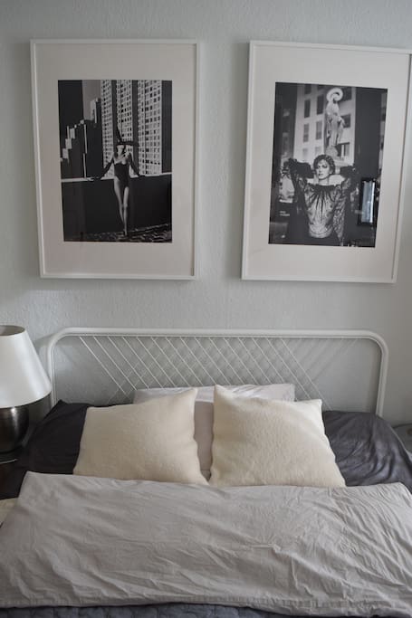 Bedroom - Schlafzimmer