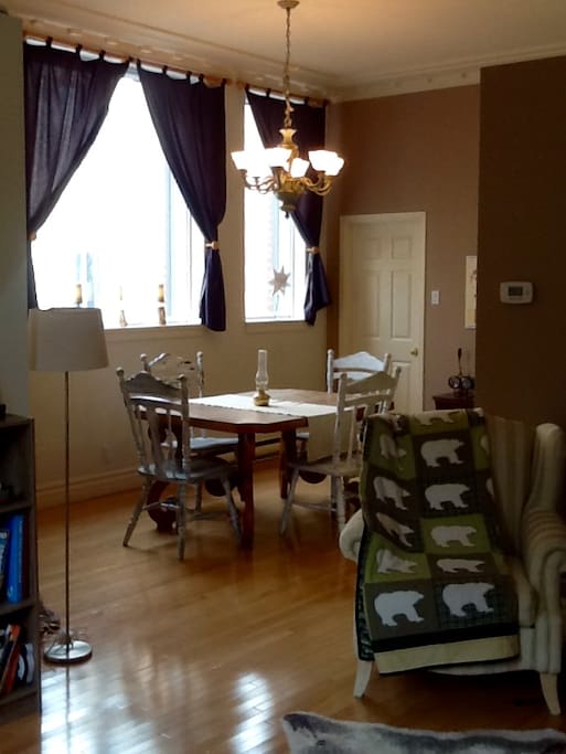 Dinning room seen from living room
