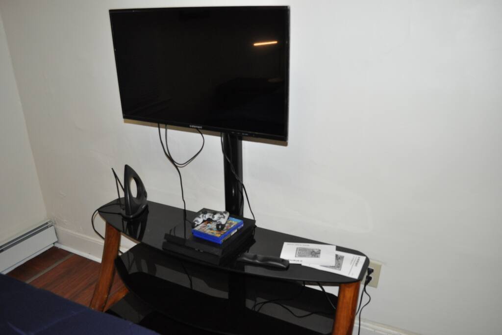 32" TV
