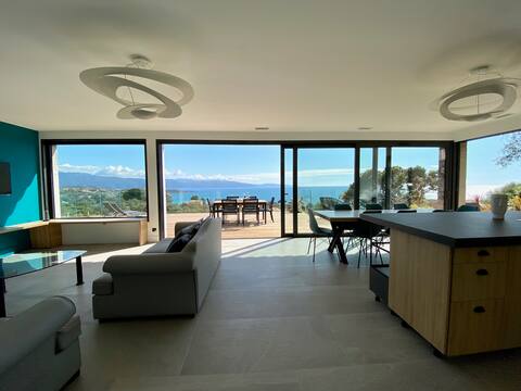 Premium villa pool with splendid sea view