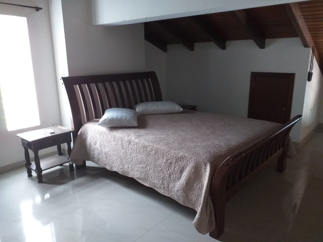 Izba s klimatizáciou, manželskou posteľou...