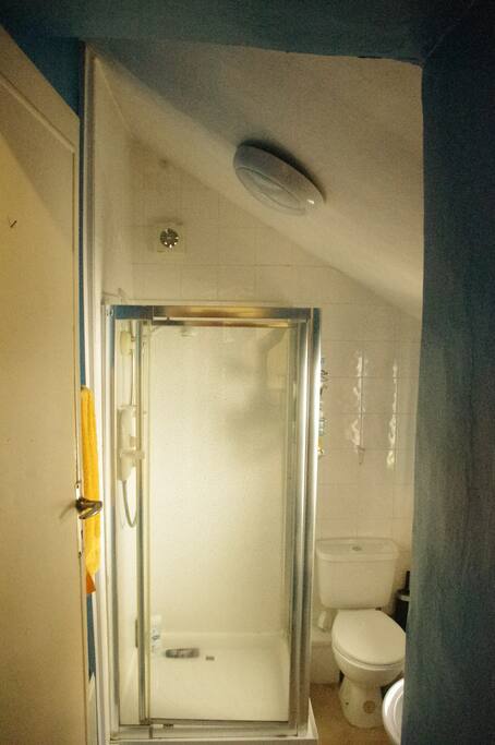 The Bathroon