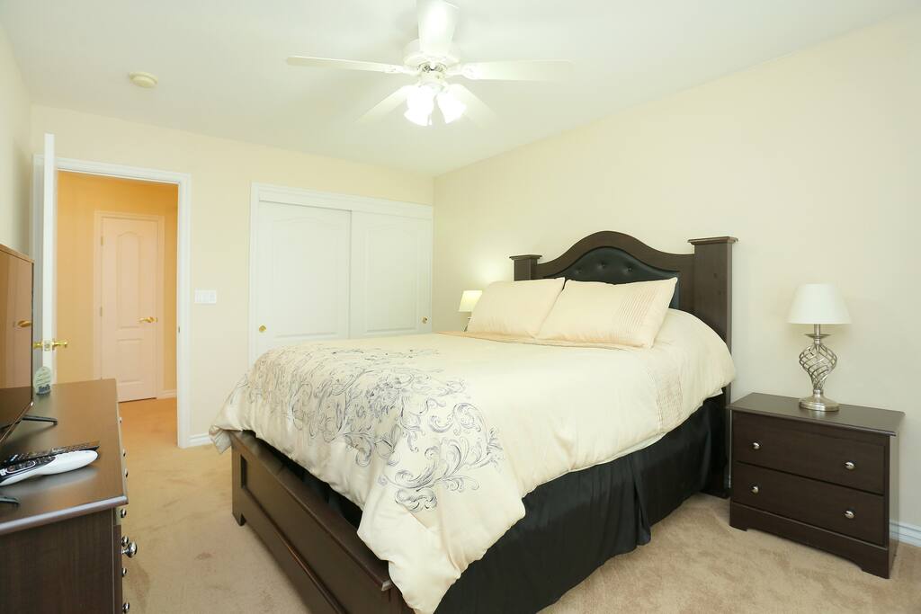 Private Bedroom