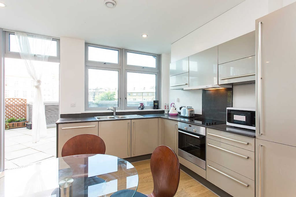 Kitchen diner