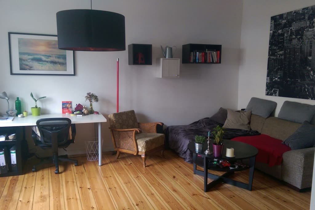 Das private Wohnzimmer mit Arbeitsbereich