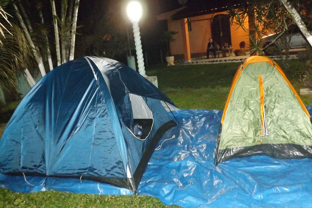 Área de camping,dentro do jardim