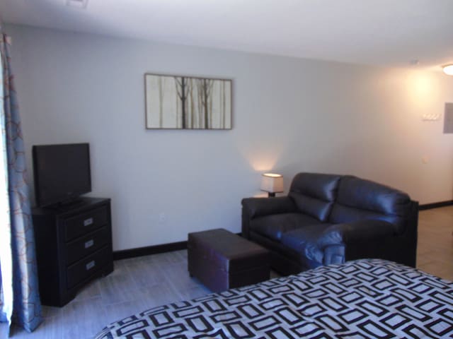 Branson Walk-in Vacation Studio