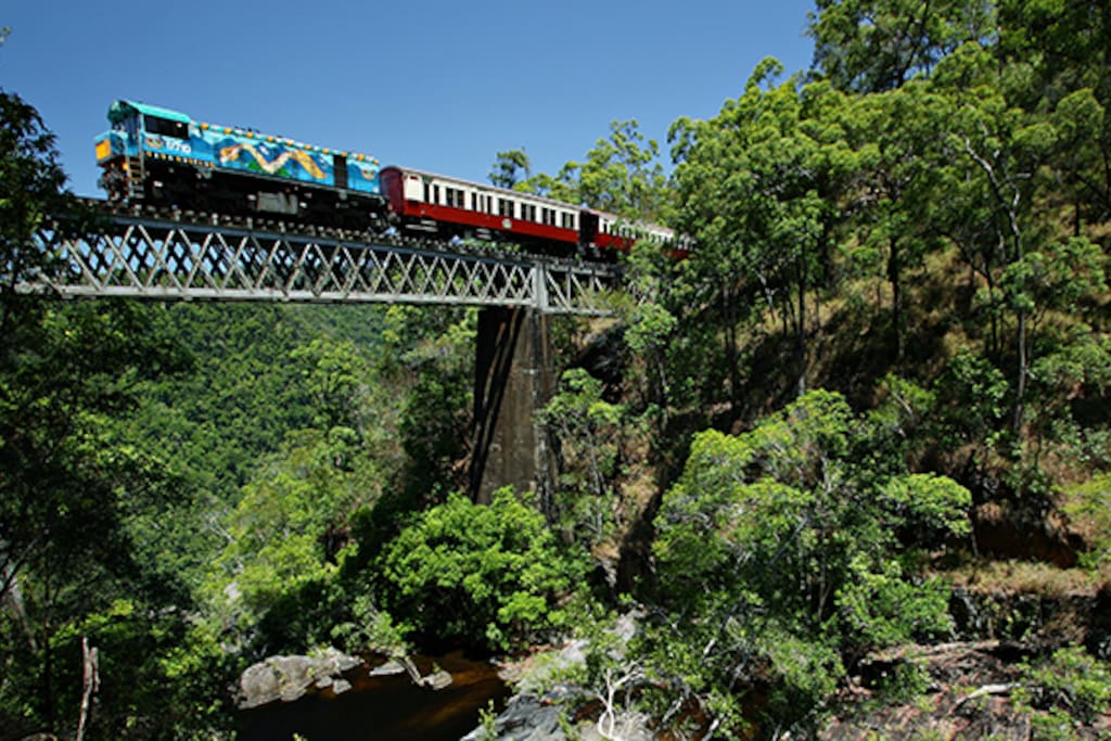 5 minutes from Freshwater Connection to get Scenic Kuranda Rail.