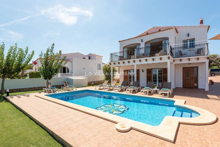Villa Bellavista – Sea Views and Private Pool gallery image 2