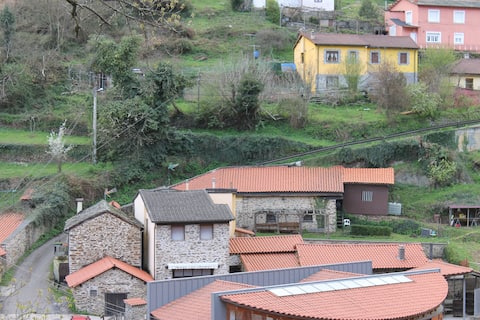 La Puchera, just 900 meters from downtown Cangas