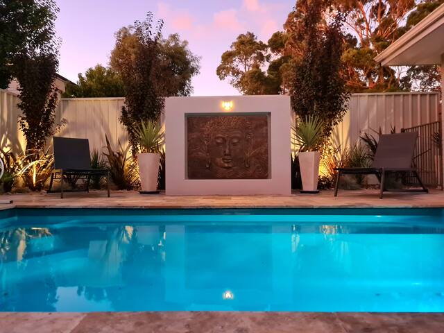 Viña del Mar – Heated pool in the centre of town! gallery image 4