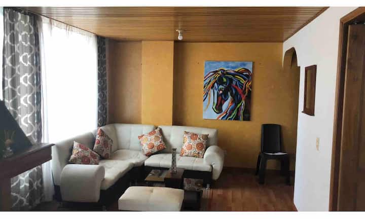 Cedritos, Quiet Apartment With Terrace - Bogota