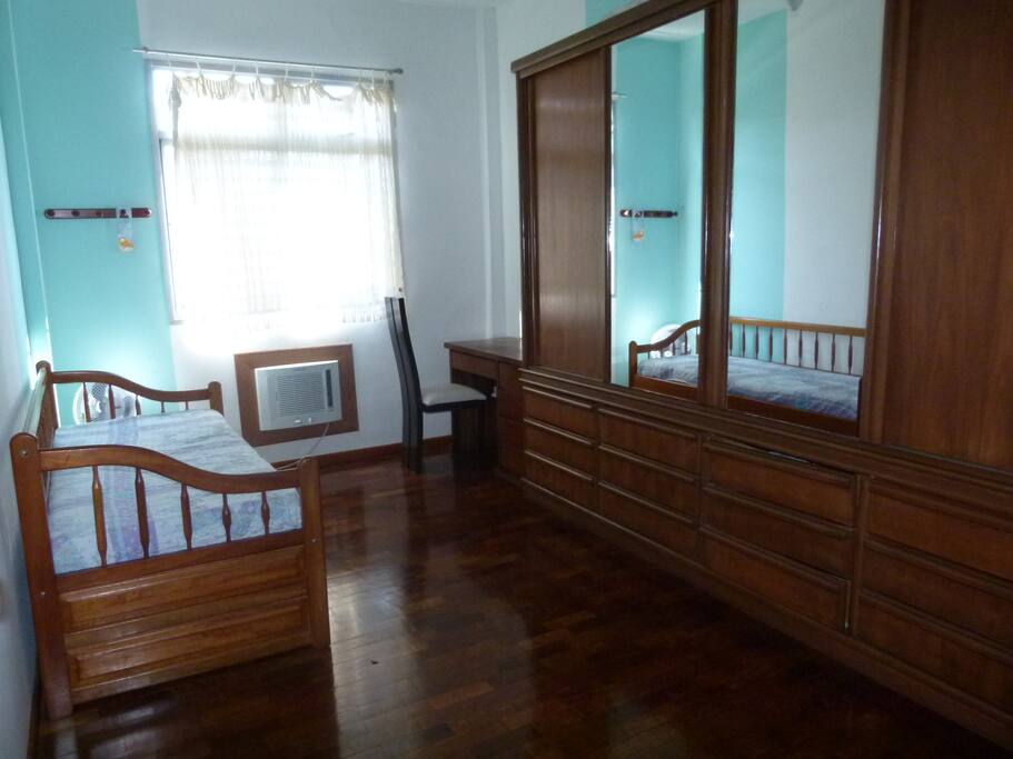 Amplo quarto