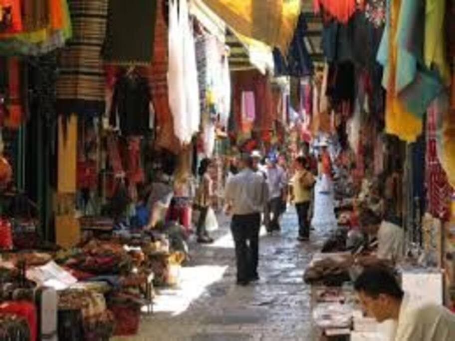 5min walk to the market