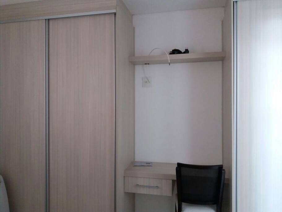 Armário Quarto Casal