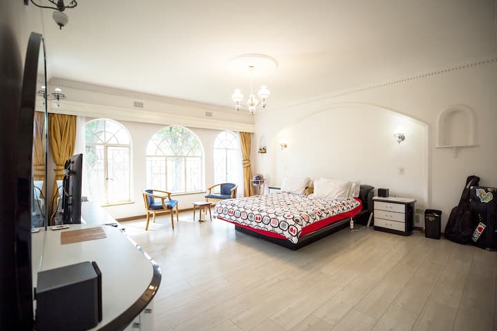 Soba 1 s vlastitom kupaonicom