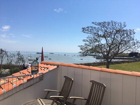 Aix Escale, Sea View, 5 Bedrooms, 11 People