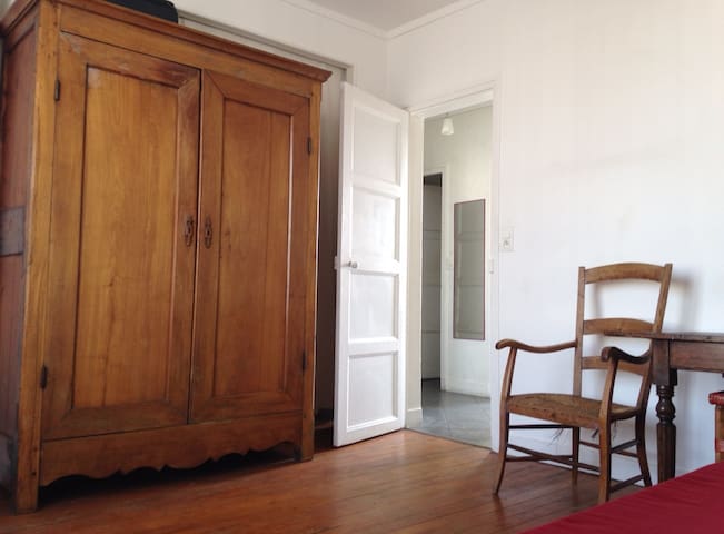 Airbnb Creil Vacation Rentals Places To Stay Hauts De