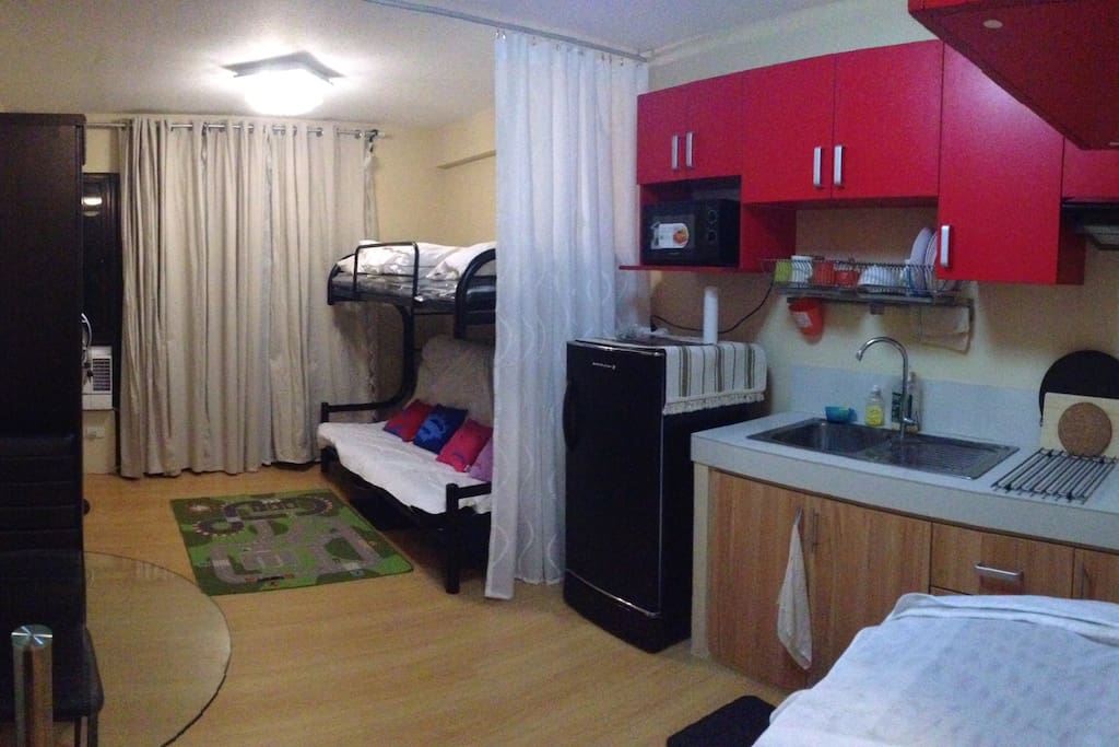 bunk bed which the lower bed is convertible to sofa