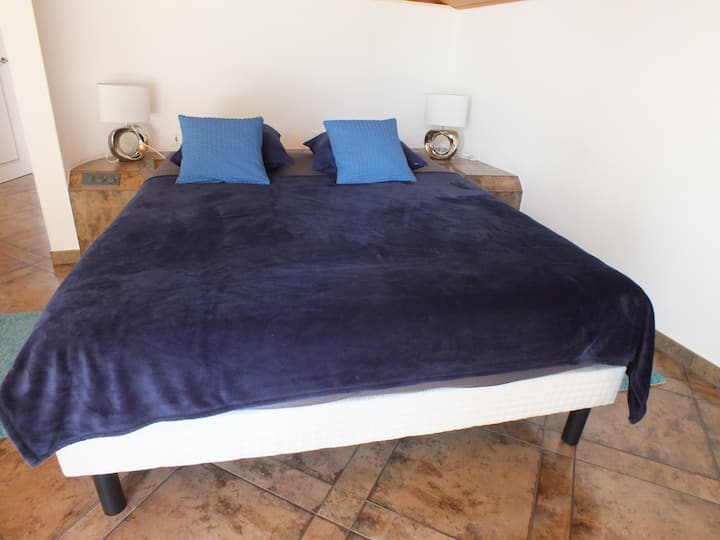 საძინებელი 3