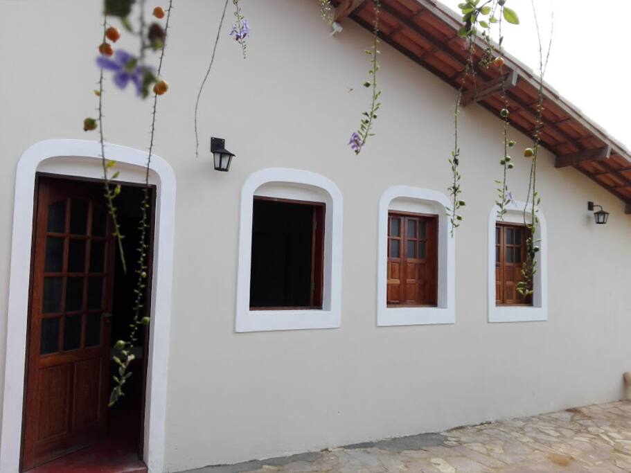 fachada da porta interior de acesso a casa