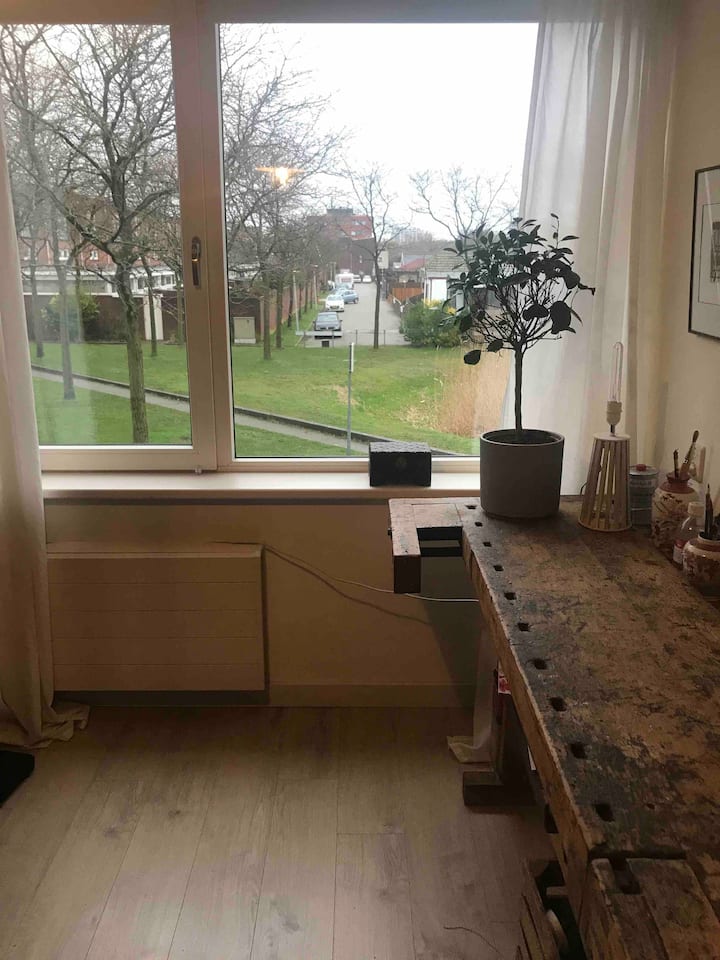 Spálňa 2, vhodná na nafukovací matrac alebo detskú postieľku.