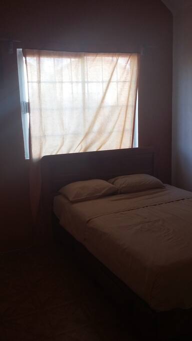 Recamara matrimonial con aire acondicionado