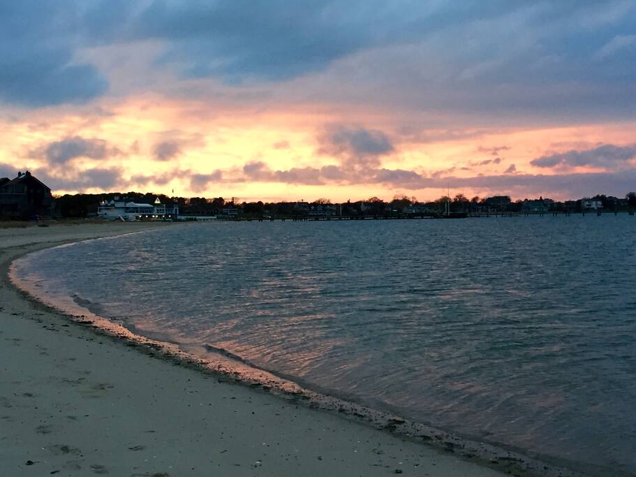 200 Yards to Veterans Beach