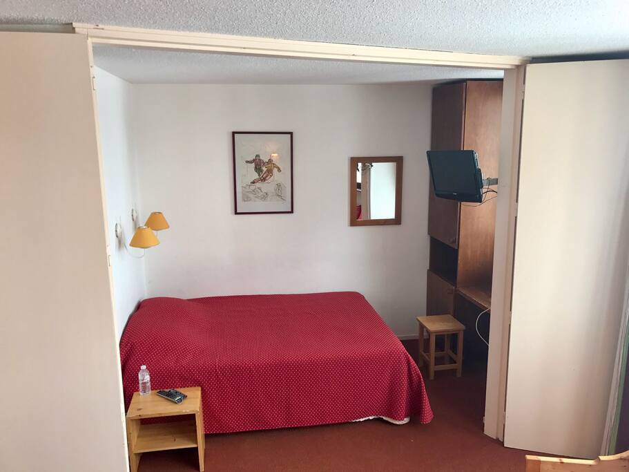Chambre lit double
Bedroom double-bed