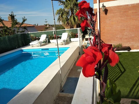 namaste! Beautiful House Costa Dorada-La Riera