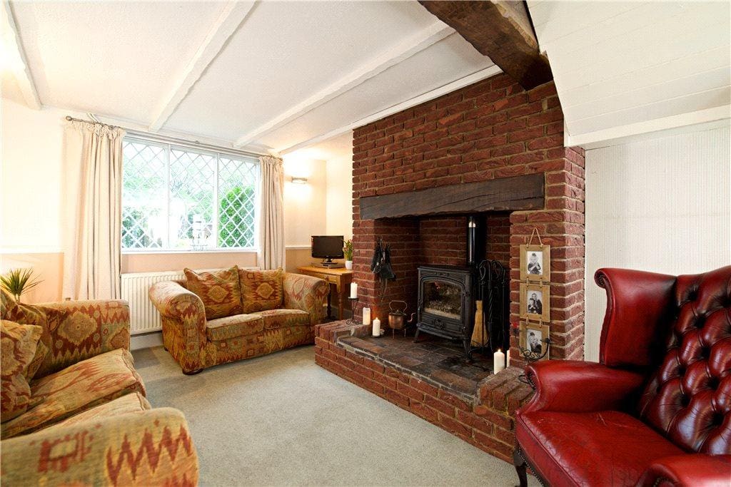 Traditional country lounge