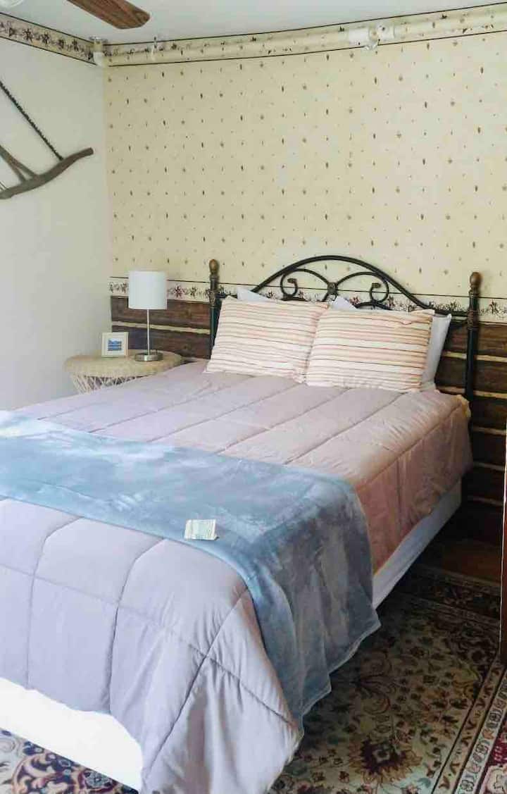 Gather InnB&B Great Northern Bed and breakfasts for Rent in