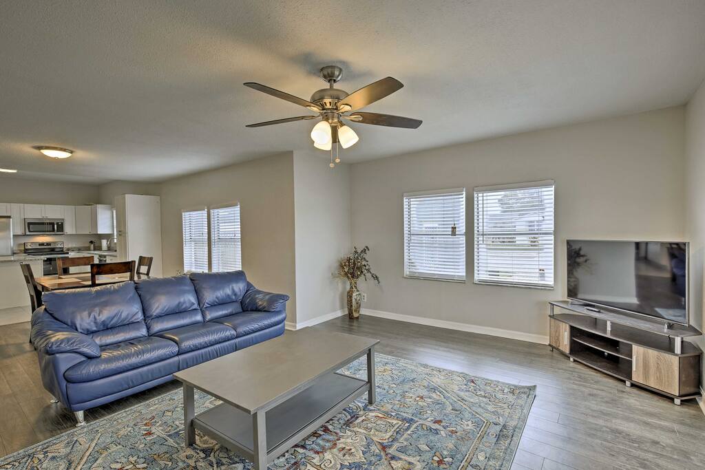 This beautiful 1,652-square-foot home sleeps 8.