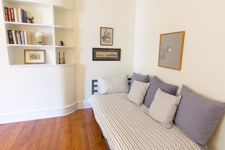 Spacious Rittenhouse: 2 Queen Beds, Walkable, Wifi - アメリカ フィラデルフィア, PA