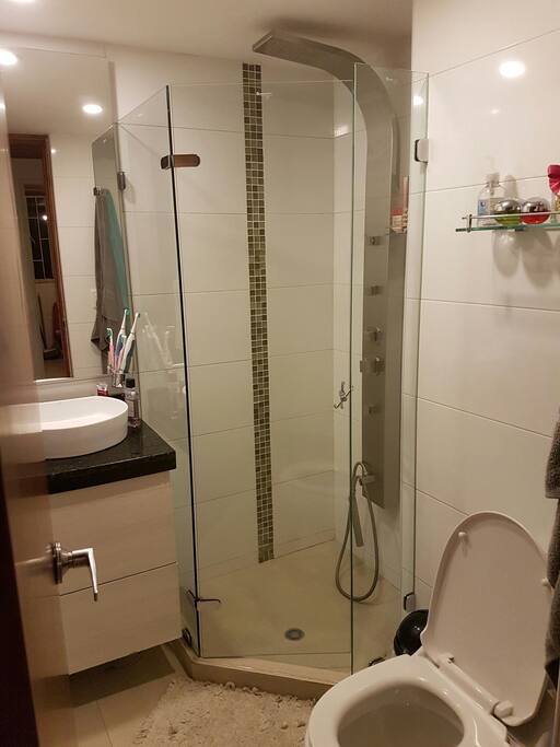 Modern Bathroom with hot water