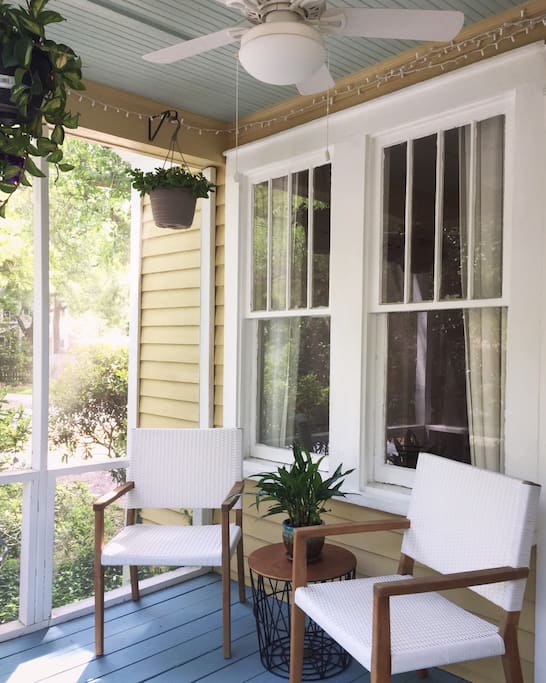Screen porch