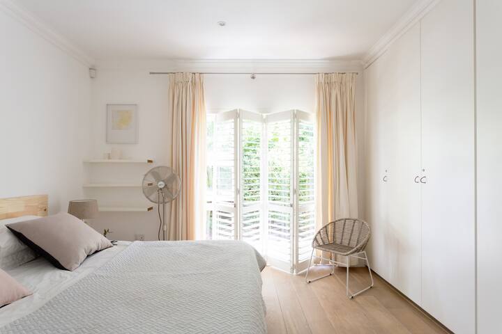 Fabulous + Family-Friendly, Constantia, Cape Town gallery image 5