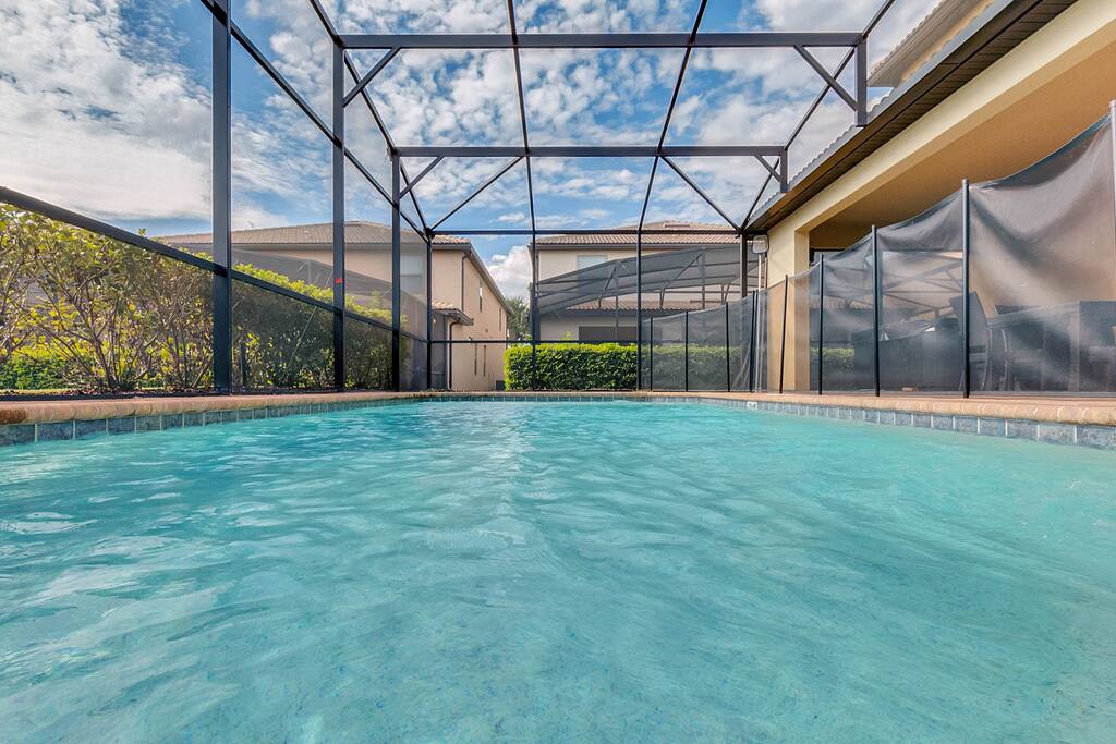 private pool